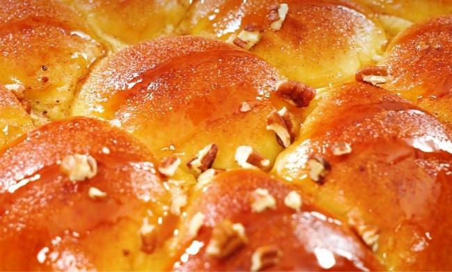 Pull Apart Cinnamon Sticky Buns
 &ndash; ACE Bakery® Foodservice