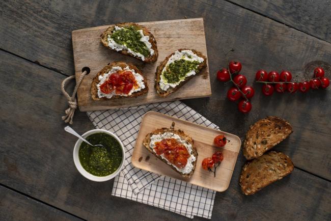 Pesto Spread, Roasted Tomatoes and Ricotta Toasts